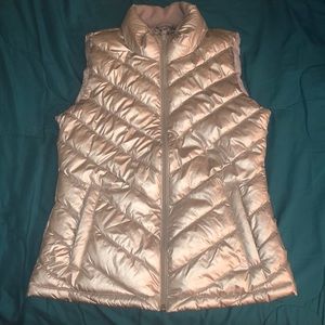 Gap bubble vest